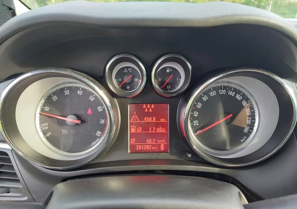 Opel Zafira cena 34000 przebieg: 201000, rok produkcji 2013 z Częstochowa małe 137